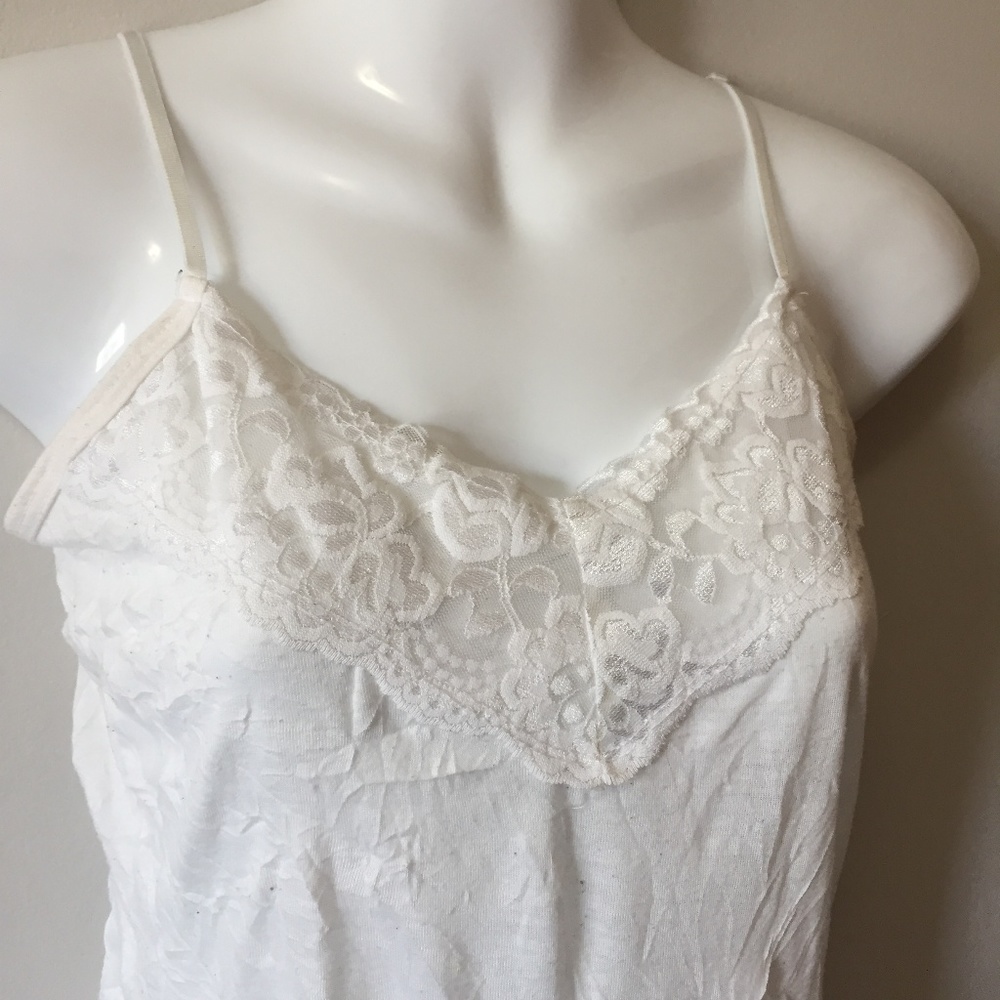 Maurices White Crinkled Lace Camisole - Picture 2 of 6